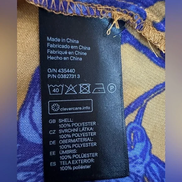 HM Conscious | Floral Off-the-Shoulder Top | Size 8 | Blue, goldenrod - Picture 5 of 6